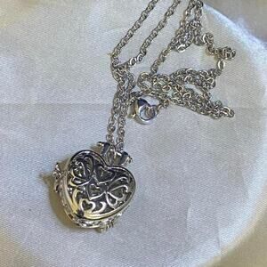 Romantic Heart Opening Locket Necklace Silver Filigree Stainless Steel Chain